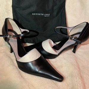 Kenneth Cole black heels with ankle strap - size 9